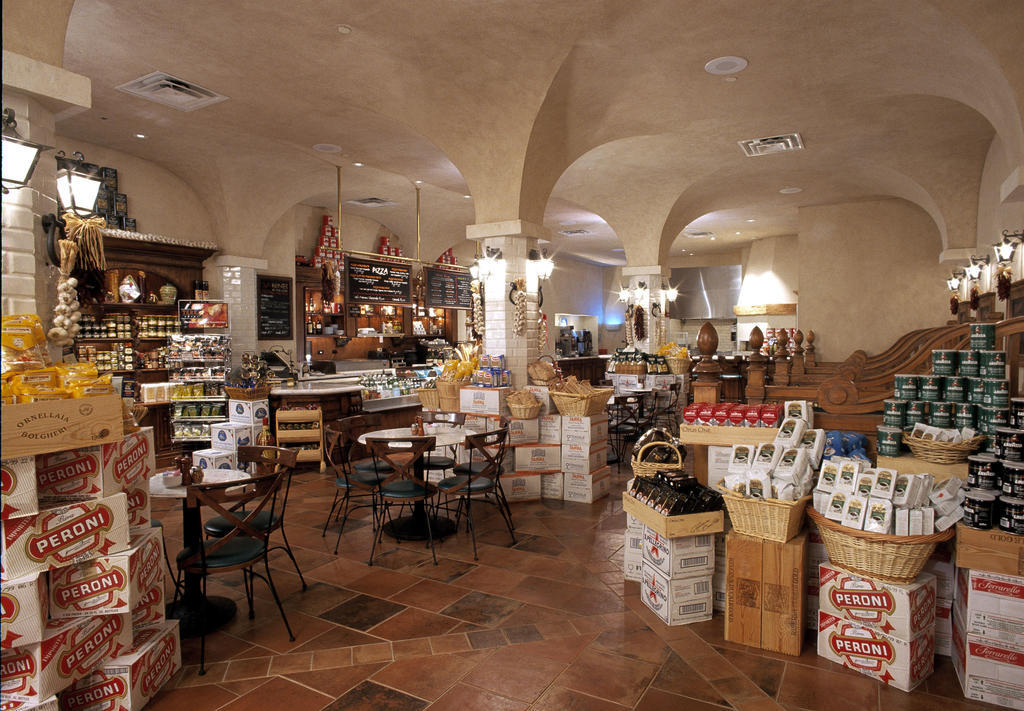 Universal's Loews Portofino Bay Resort 4*