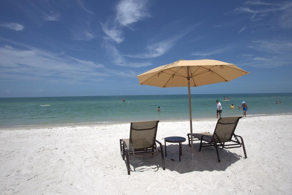 Vanderbilt 3* Naples