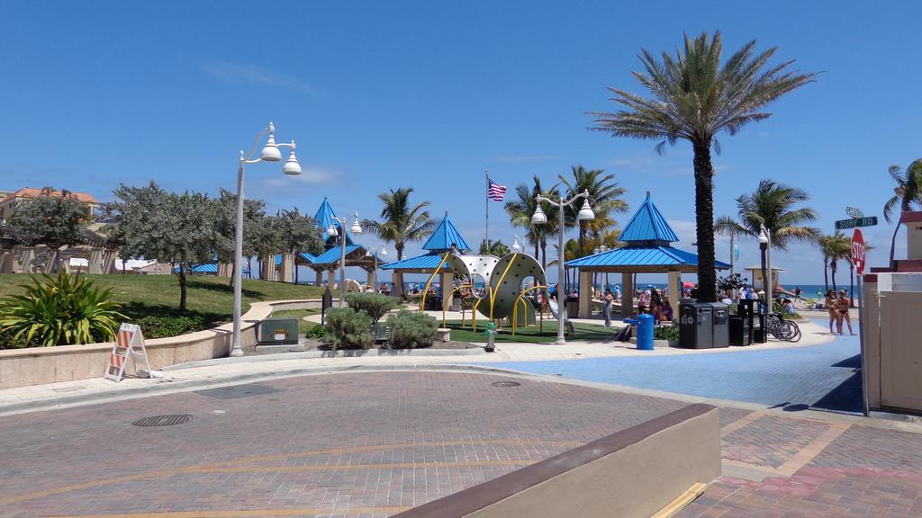 Caribbean By The Ocean 3*