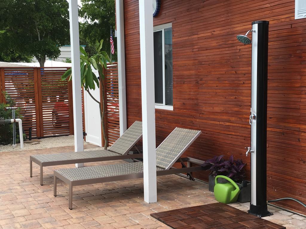 Wave Beach Vacation Apartment Pompano Beach