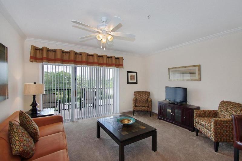 Angela's Palisades - Three Bedroom 406