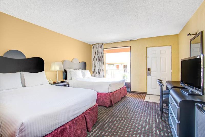 Days By Wyndham St. Petersburg / Tampa Bay Area Motel Pinellas Park