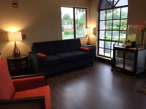 Baymont By Wyndham Bonita Springs