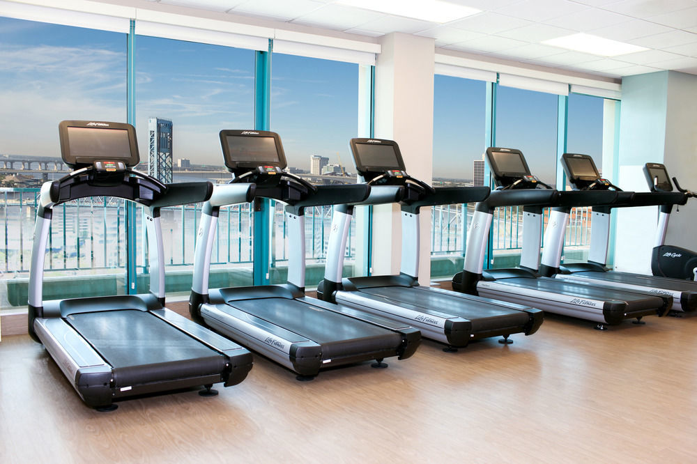 Hotel Hyatt Regency Riverfront 3*