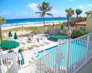 Getaways At Berkshire Beach Club Hotel *