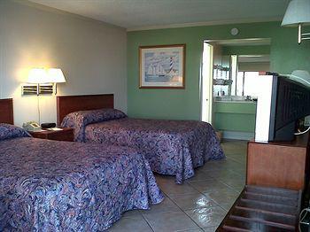 Monterey & Marina Hotel 3*