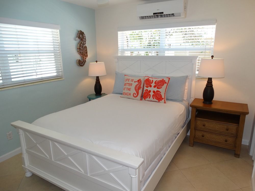 Sunny Shores & Suites 3*
