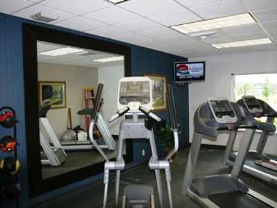 Hampton & Wales Hotel 3*