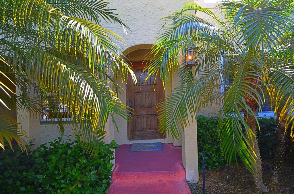 Holiday home Magical -private Pool-spa & Garden Lake Worth Beach