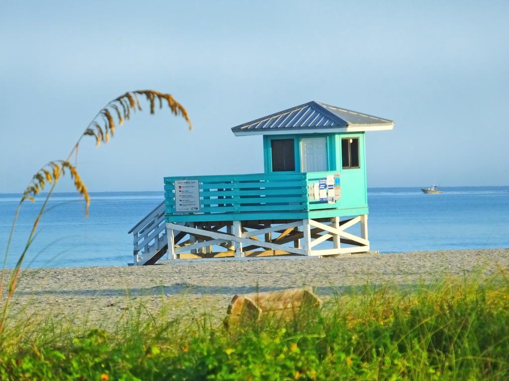 At The Beach-venice Florida 3*