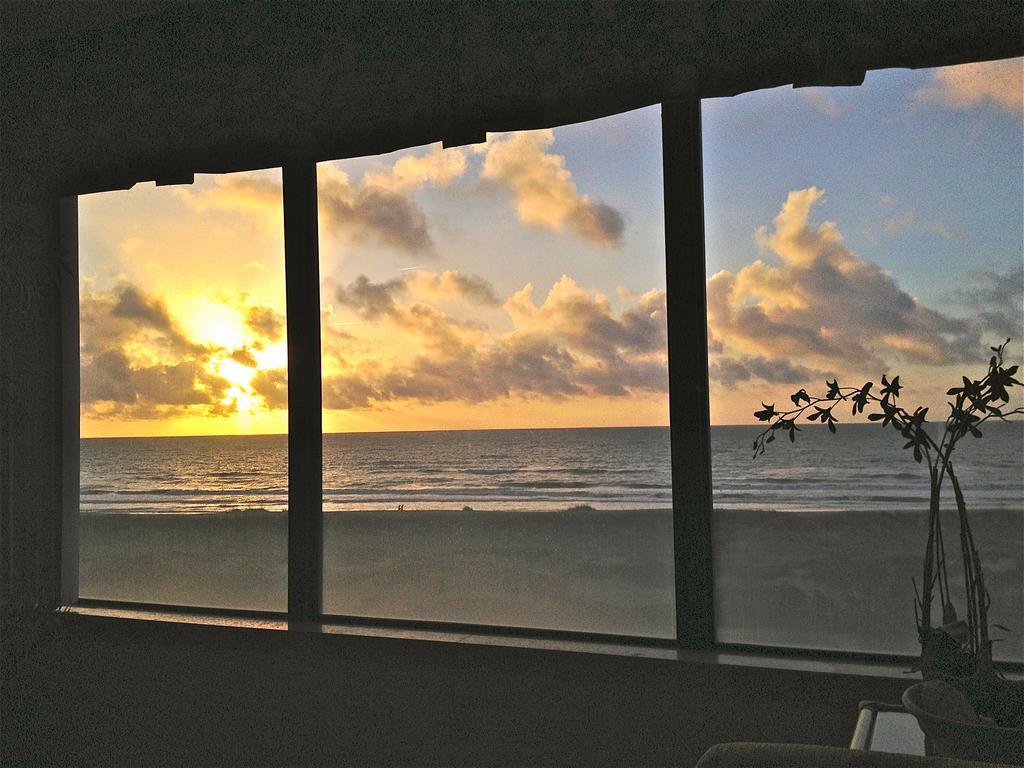 Amelia Island Oceanfront Apartment *