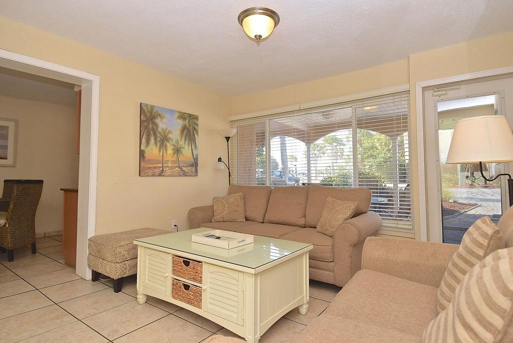 A Retreat On Casey Key Aparthotel Nokomis