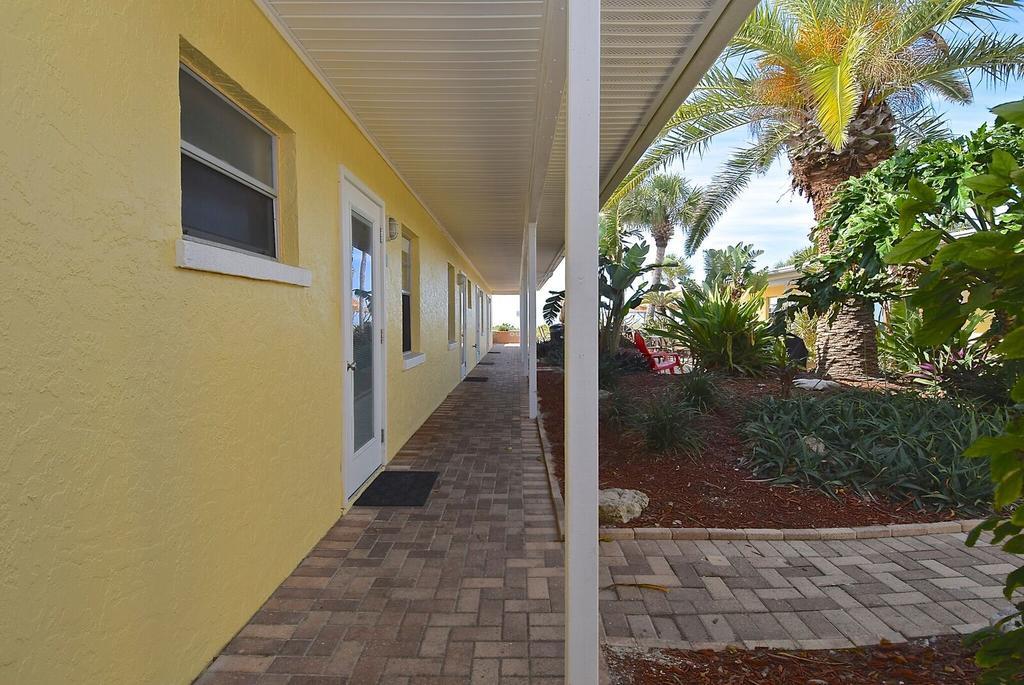 A Retreat On Casey Key 2*