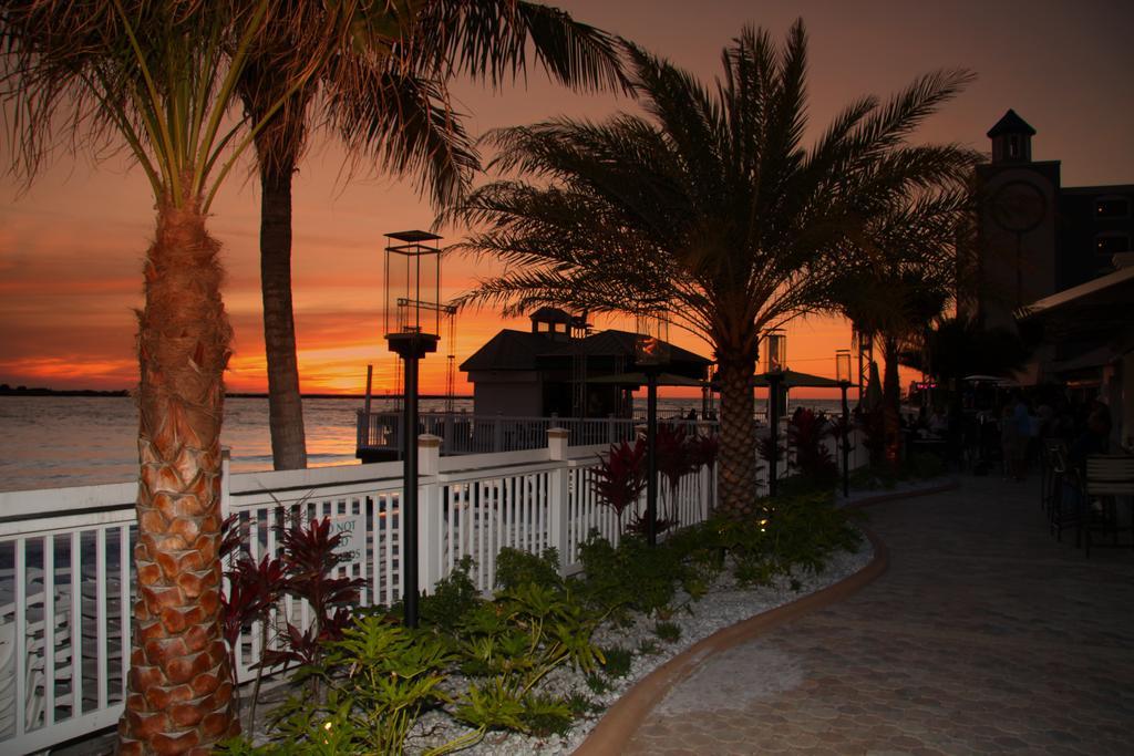 Shephard's Live Entertainment Hotel