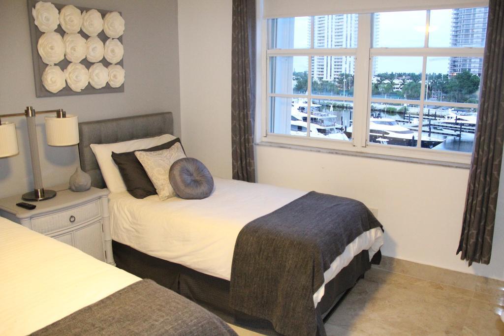 Apartment 6-608 Amazing Penthouse Water View With 2 Suites