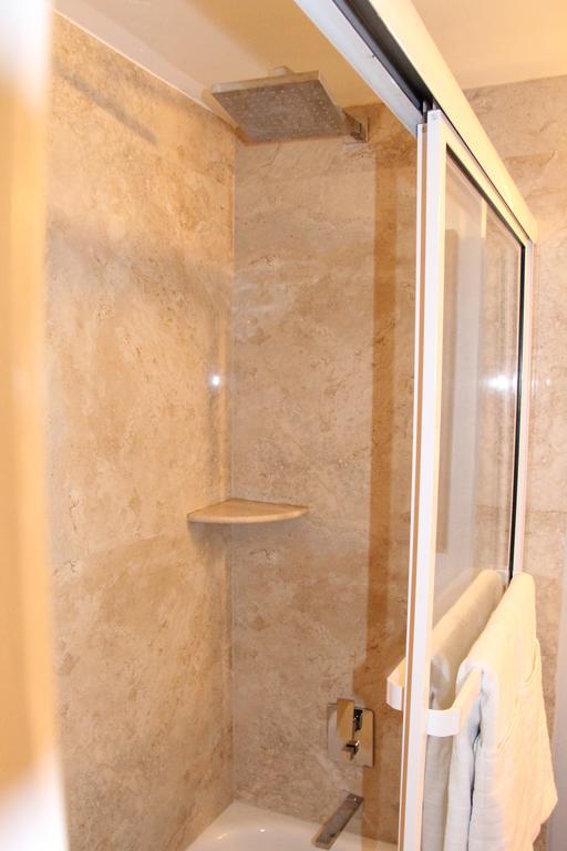 6-608 Amazing Penthouse Water View With 2 Suites Aventura
