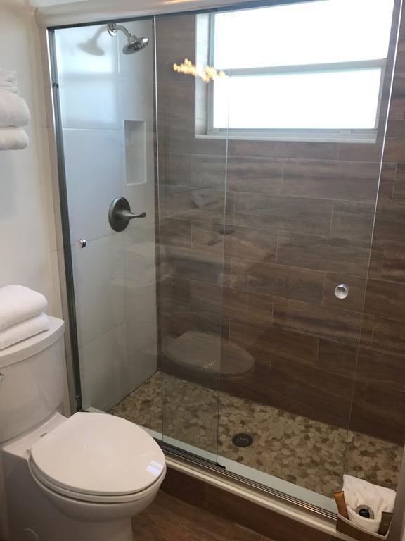 Wave Beach Vacation Apartment