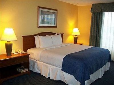 Lakeland Hotel Inn