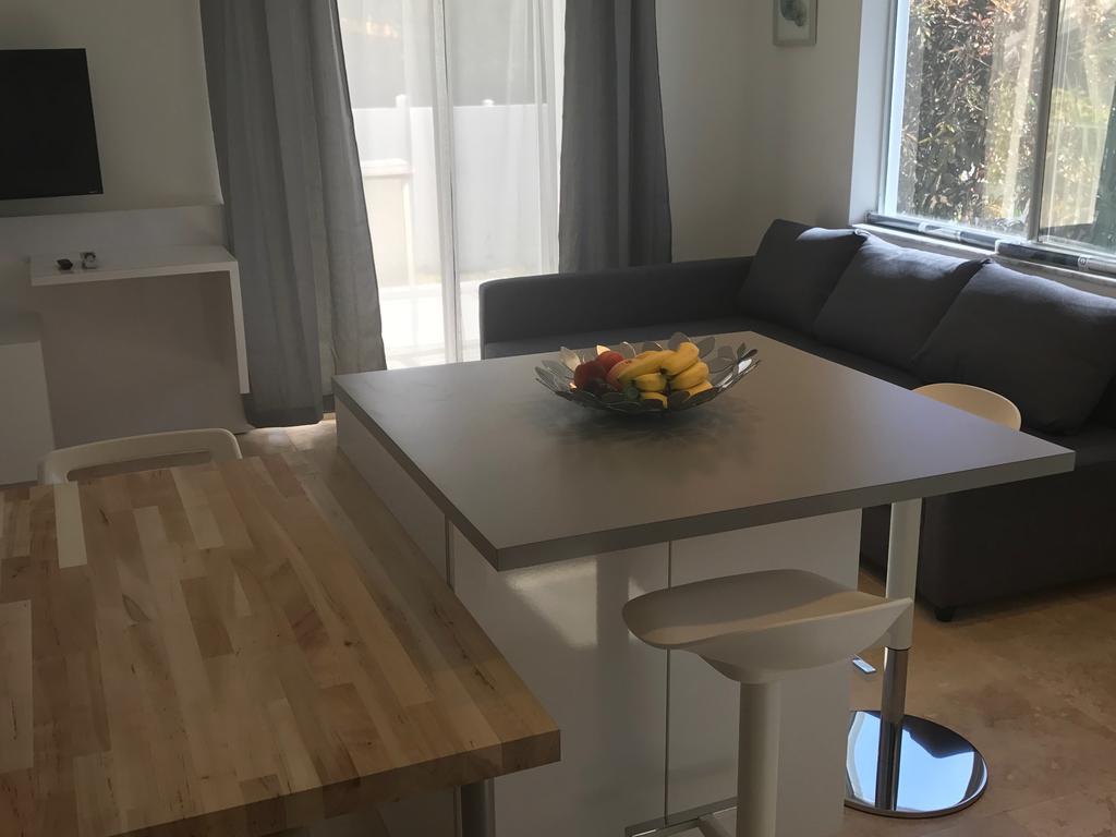 Apartment Wave Beach Vacation