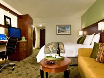 Courtyard By Marriott Boynton