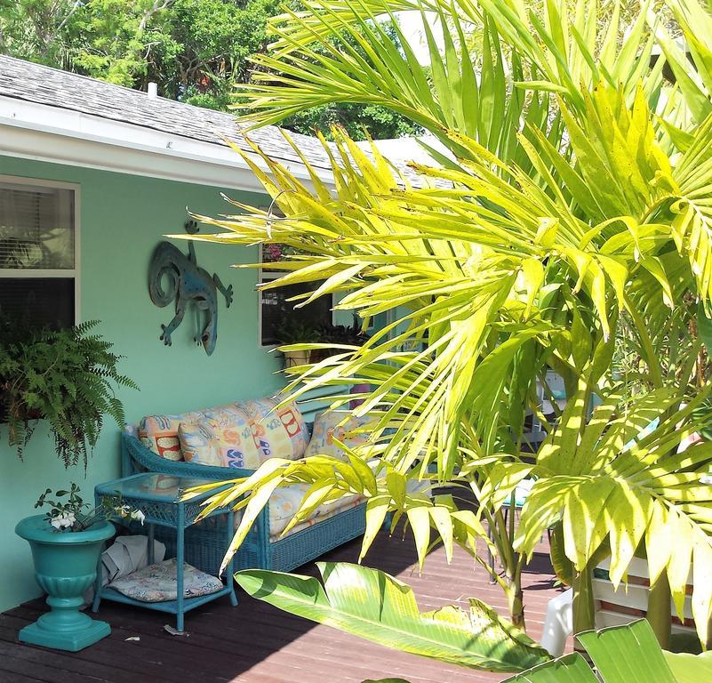 Mango Street Bed & Breakfast