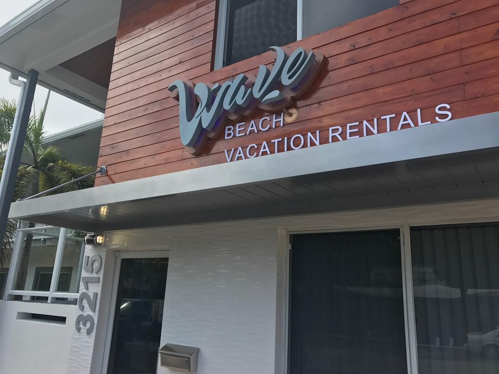 Wave Beach Vacation * Pompano Beach