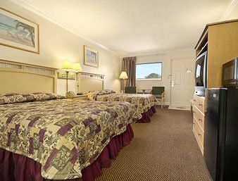 Super 8 By Wyndham Ft Walton Motel
