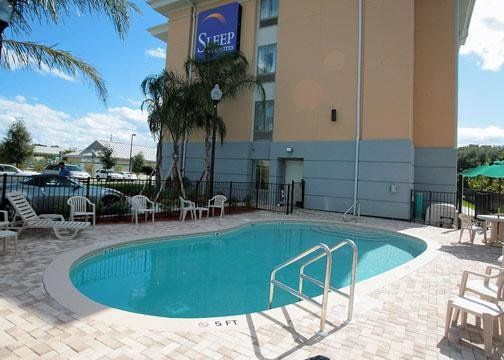 Sleep & West Hotel 2*