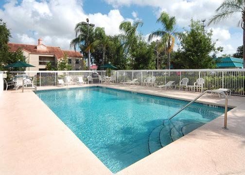 Hotel Spark By Hilton Orlando Near Seaworld 3*