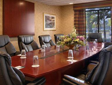 Wingate By Wyndham, Universal - Free Theme Park Shuttle Hotel