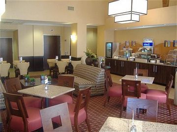Hotel Express & East-miami By Ihg