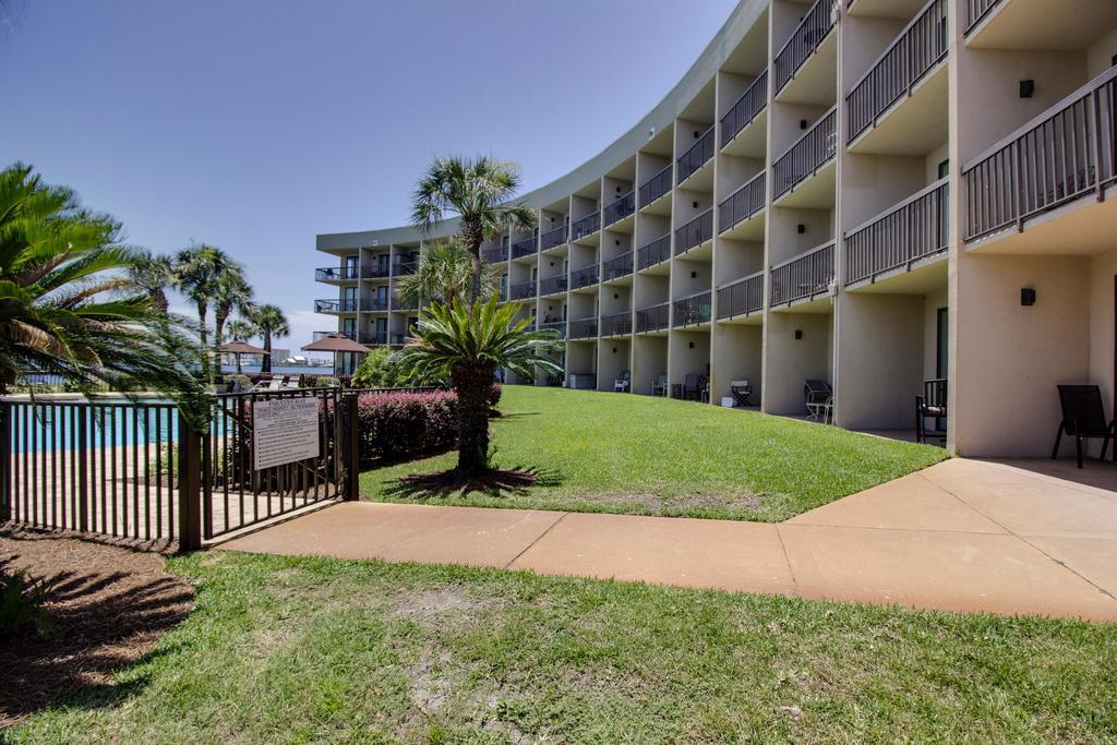 Apartment Pirates' Bay Marina *