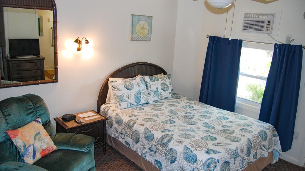 Bonita Beach Motel 2*