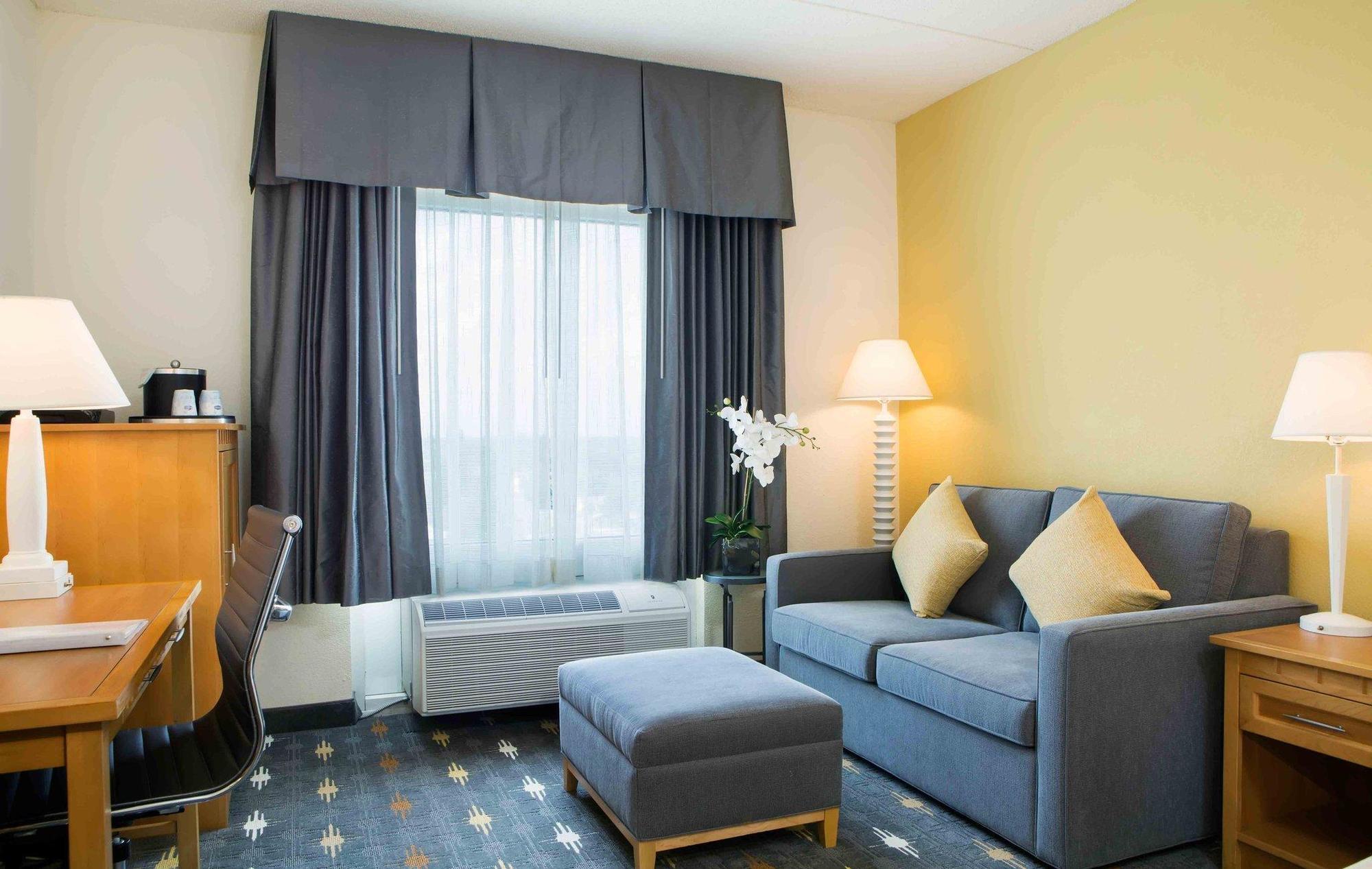 Hotel Hampton Hallandale Beach-aventura