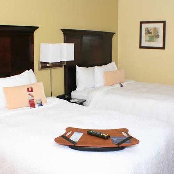 Hampton Naples-central Hotel 3*
