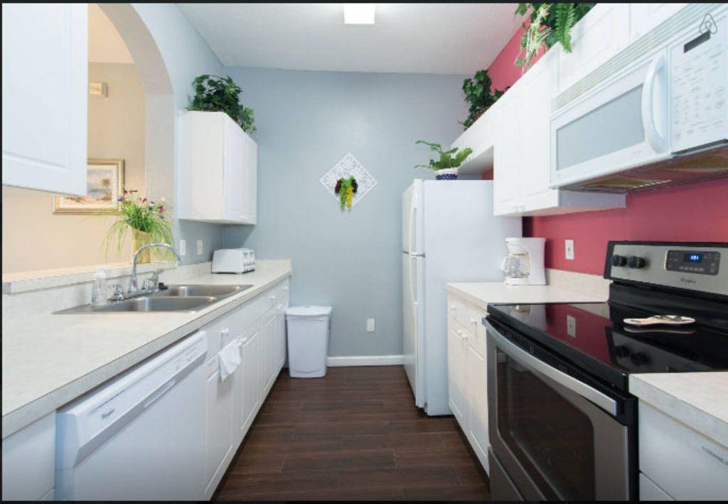 Resort-style Near Disney World * Kissimmee
