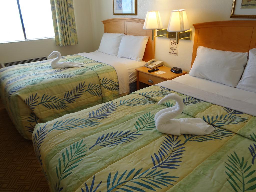 Roomba & - Daytona Hotel 2*