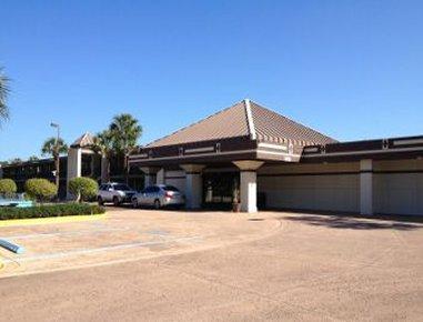 Hotel Travelodge By Wyndham 2*