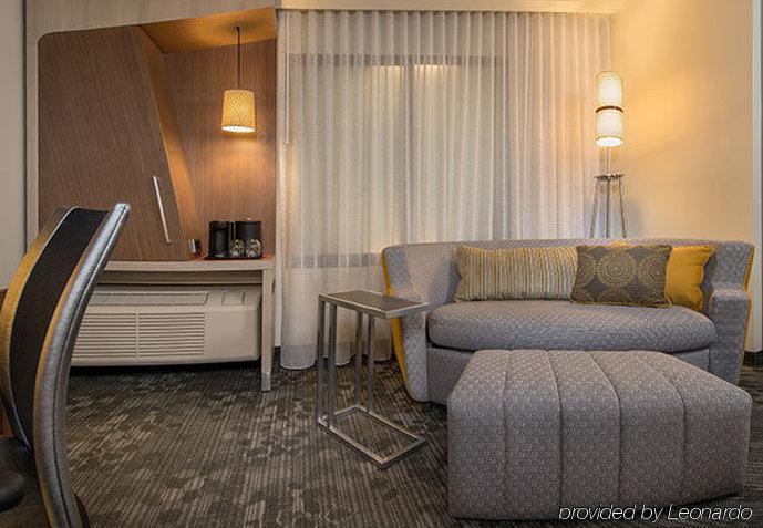 Courtyard By Marriott St. Petersburg Clearwater/madeira Hotel 3*