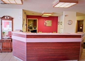 Super 8 By Wyndham Hotel 2*
