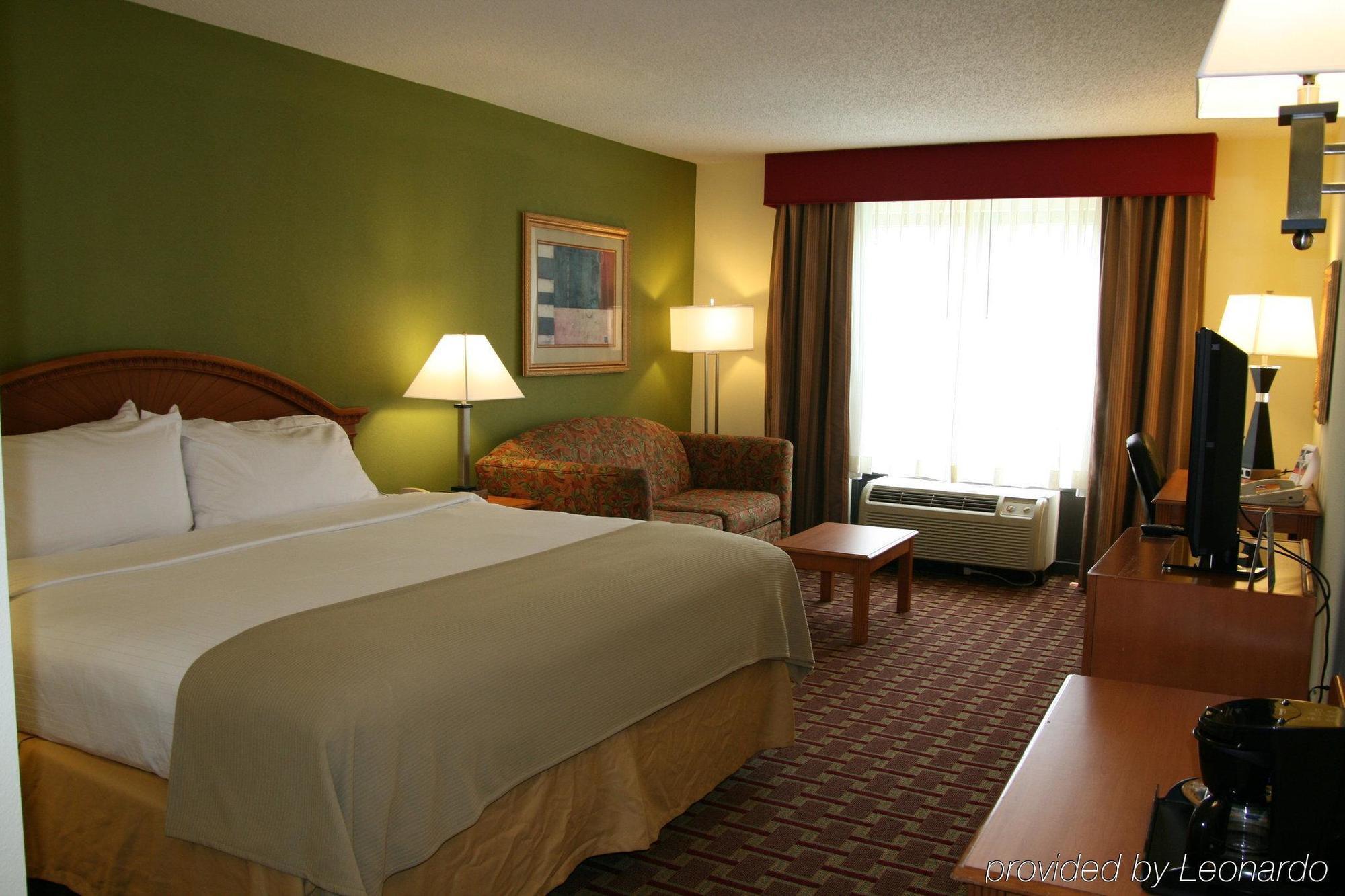 Express & Tampa-anderson Road-veterans Exp By Ihg 2* Tampa