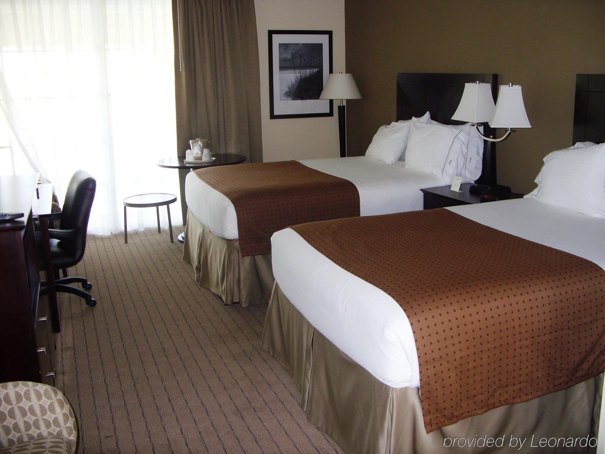 Express- North Palm And Ihg