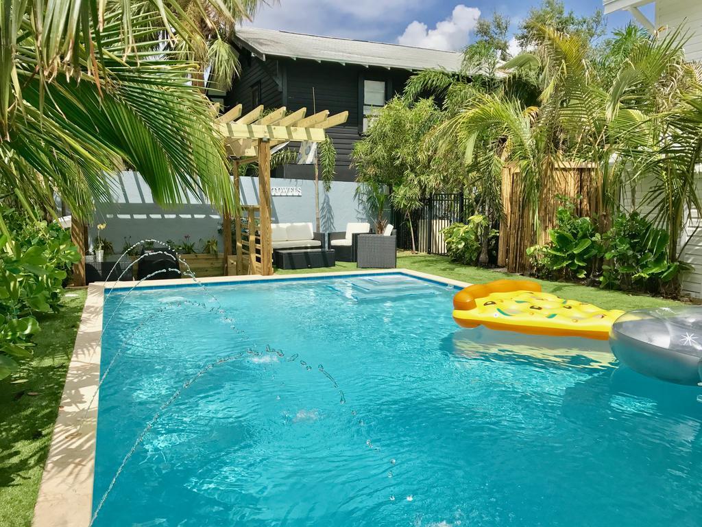 Tropical Garden A Holiday home West Palm Beach