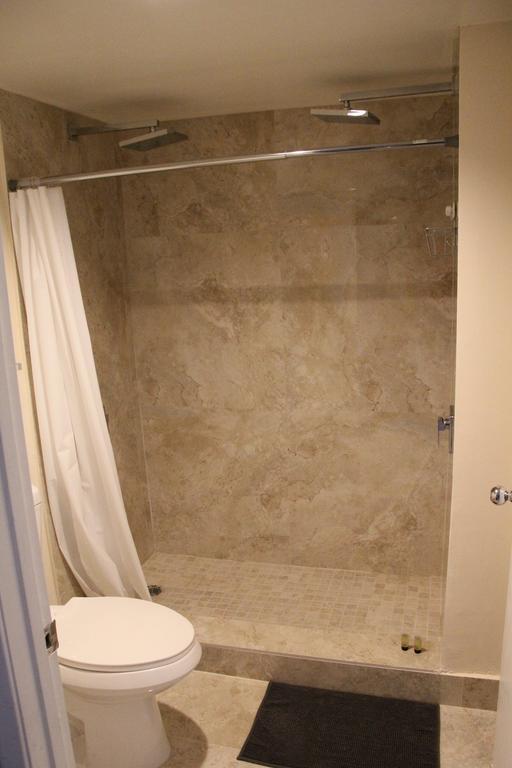 6-608 Amazing Penthouse Water View With 2 Suites