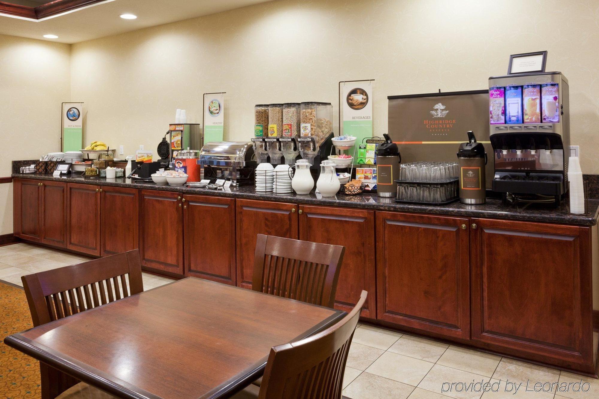 Country & By Radisson, St Petersburg - Clearwater, Fl Pinellas Park