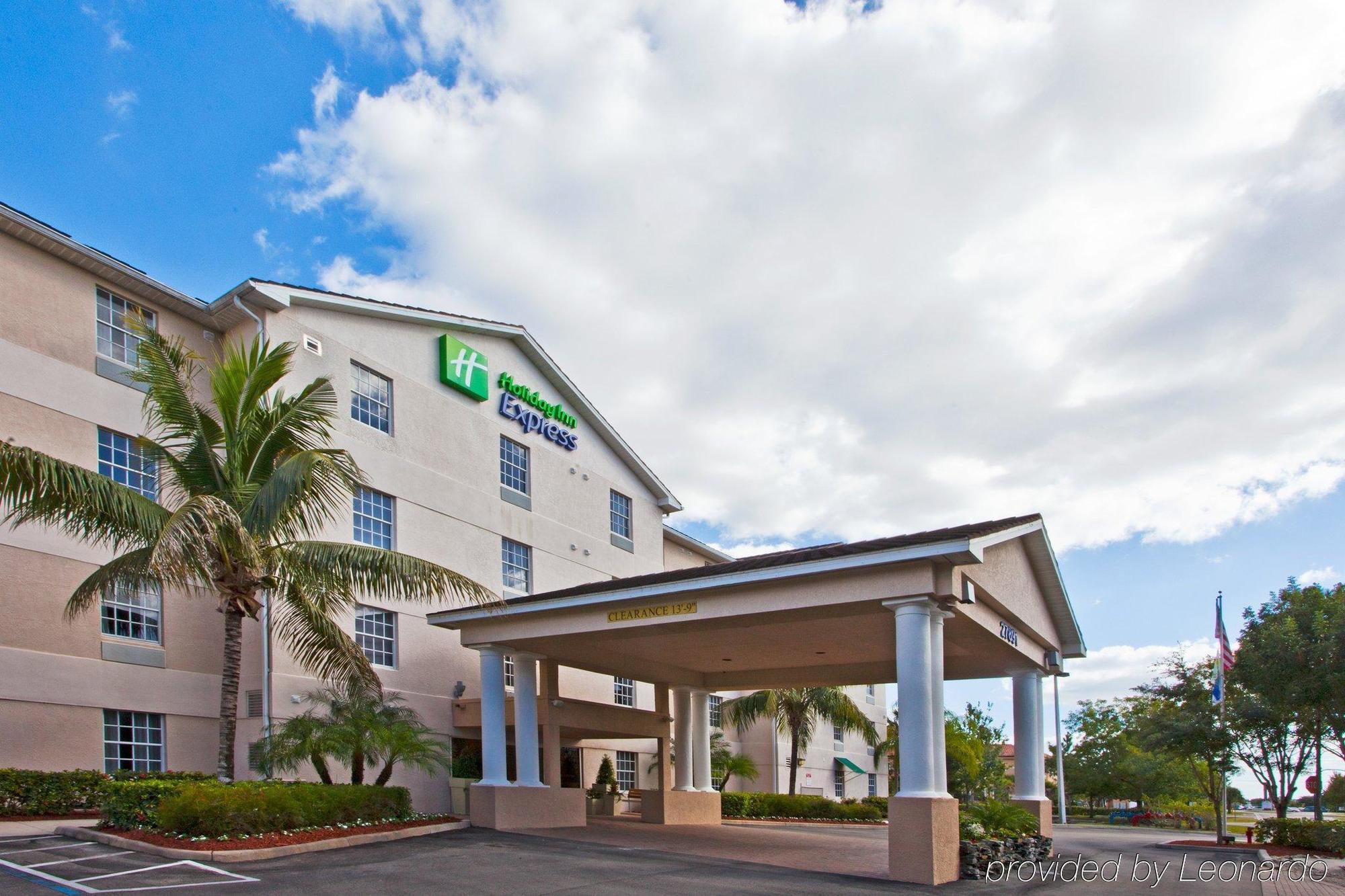 Express & Bonita Springs/naples By Ihg Hotel Bonita Springs