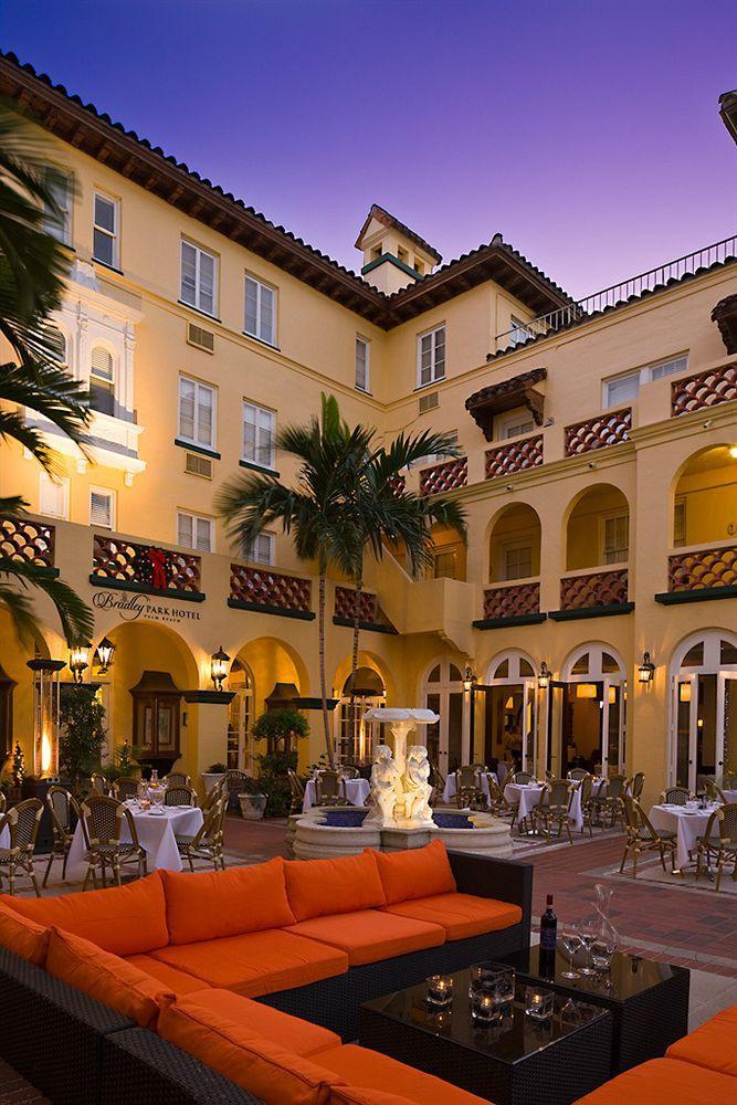 The Bradley Park Hotel Palm Beach