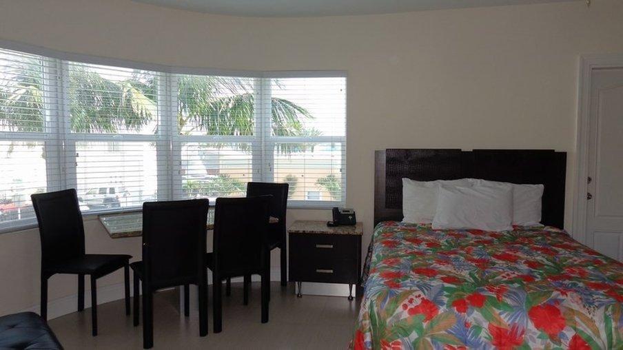 Caribbean By The Ocean 3*