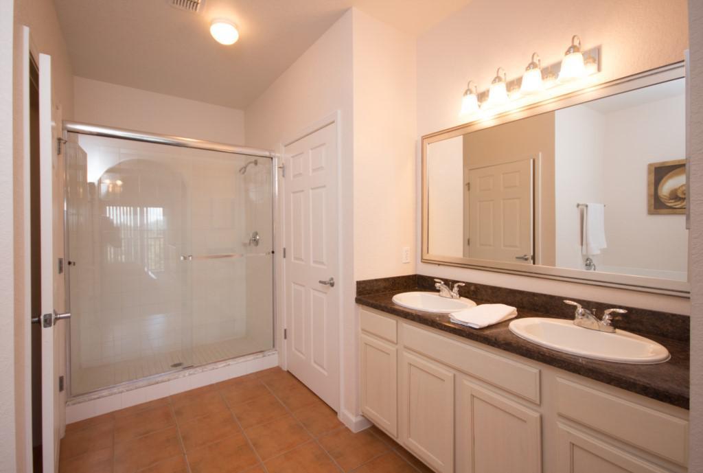 Apartment Angela's Palisades - Three Bedroom 406