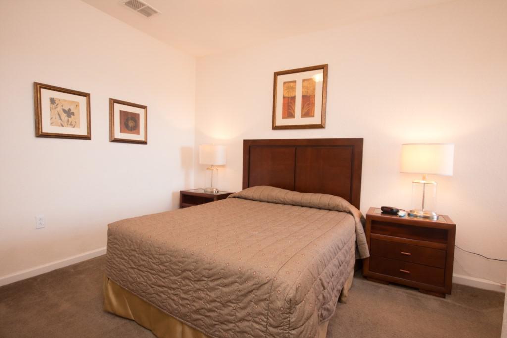 Angela's Palisades - Three Bedroom 406 *